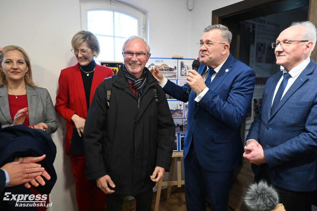 Kartuzy. Wystawa zdjęć Artura Sochy na 100-lecie