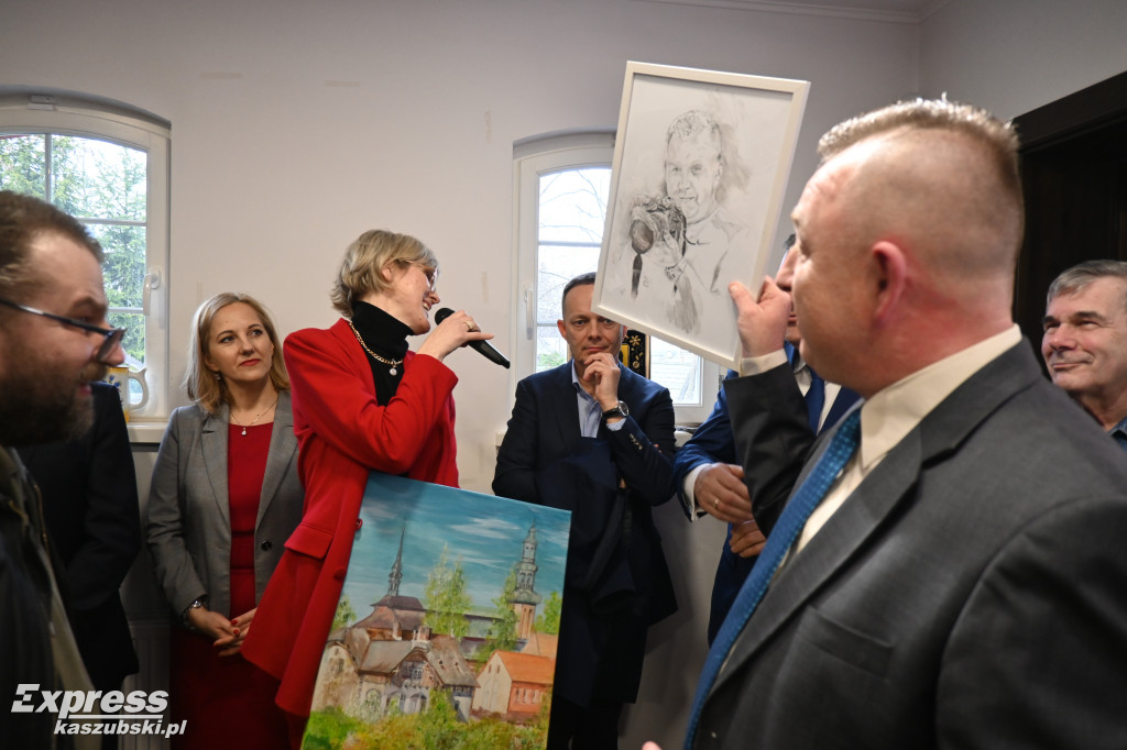 Kartuzy. Wystawa zdjęć Artura Sochy na 100-lecie