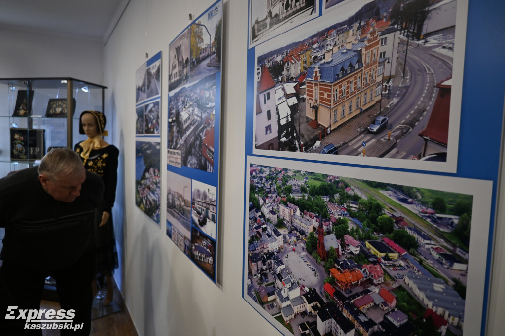 Kartuzy. Wystawa zdjęć Artura Sochy na 100-lecie