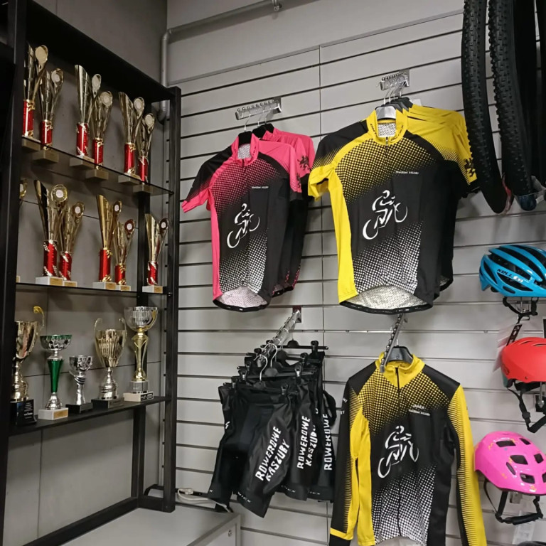 Nowy salon rowerowy w Baninie
