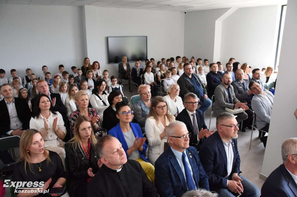Borkowo. Otwarcie budynku szkoły