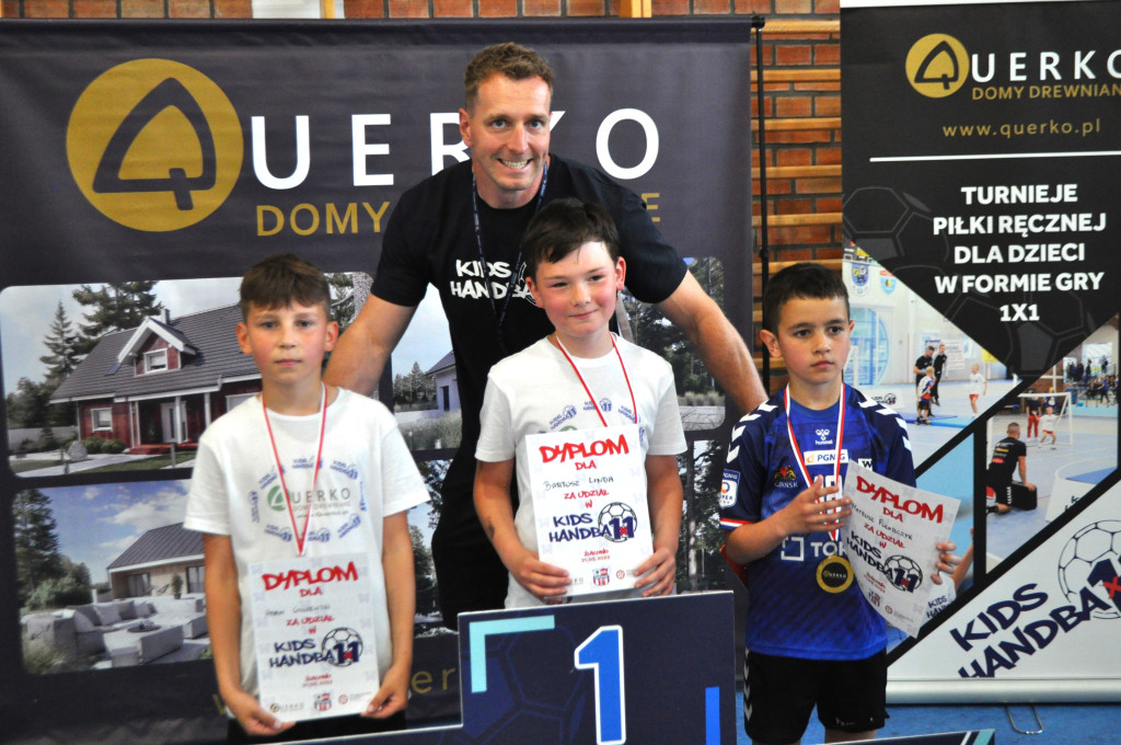 Turniej Querko Kids Handball w Żukowie