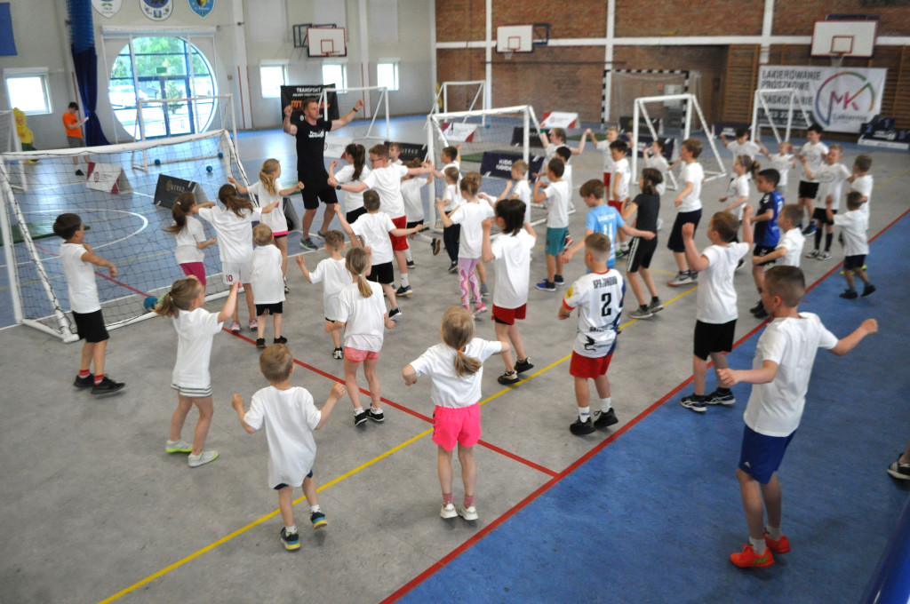 Turniej Querko Kids Handball w Żukowie