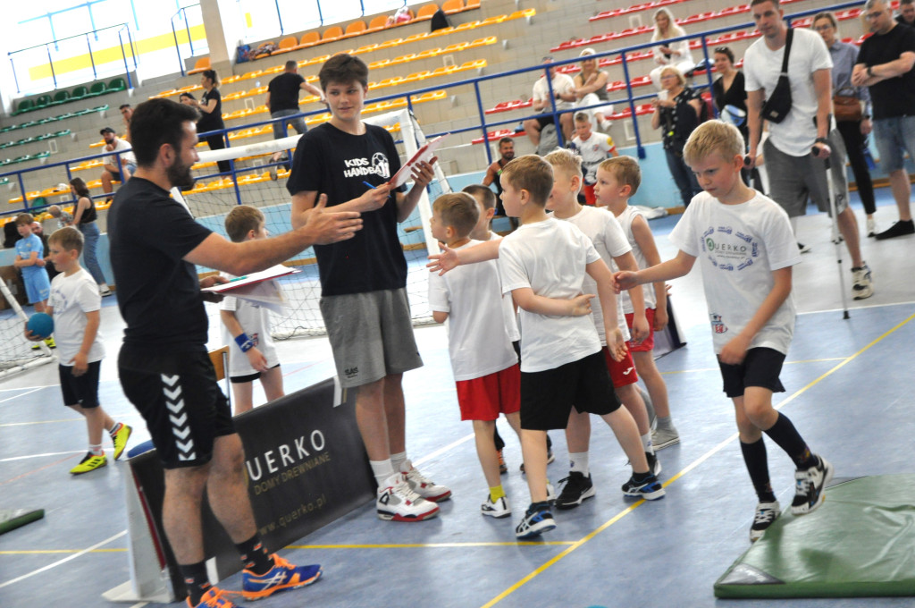 Turniej Querko Kids Handball w Żukowie