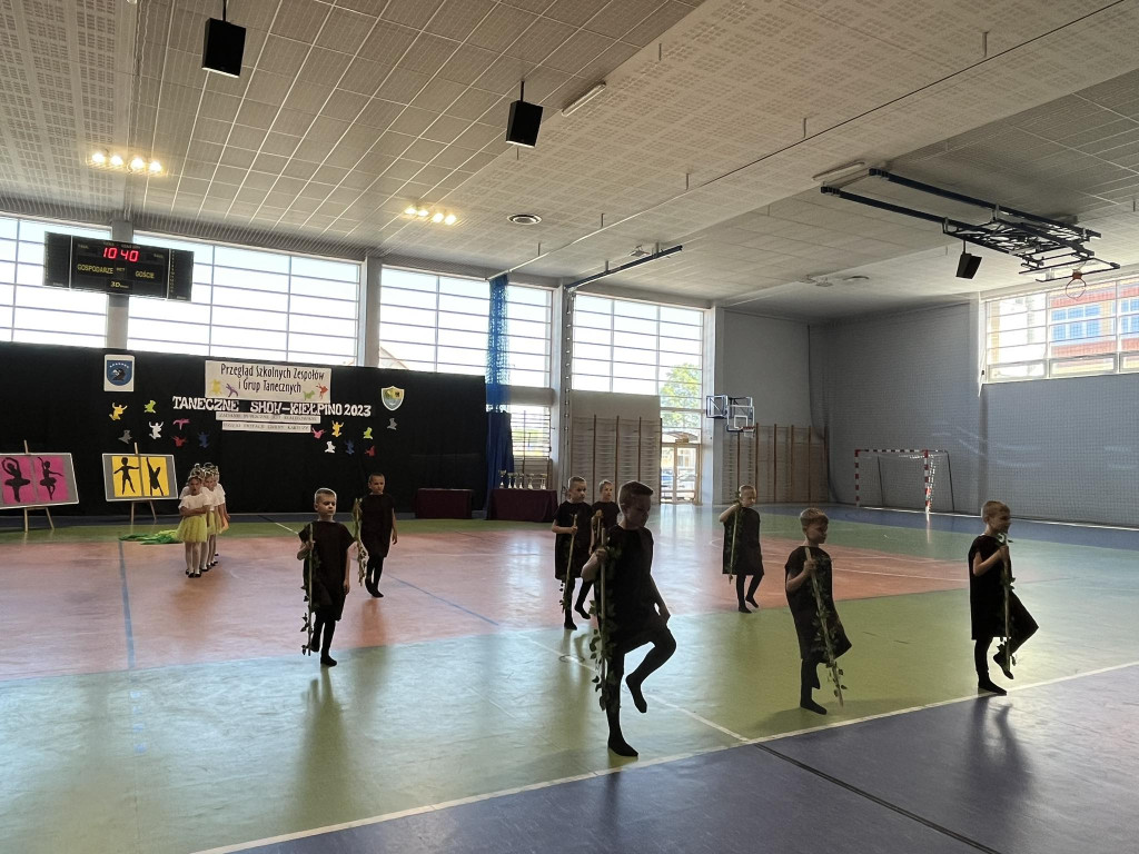 Taneczne Show w Kiełpinie