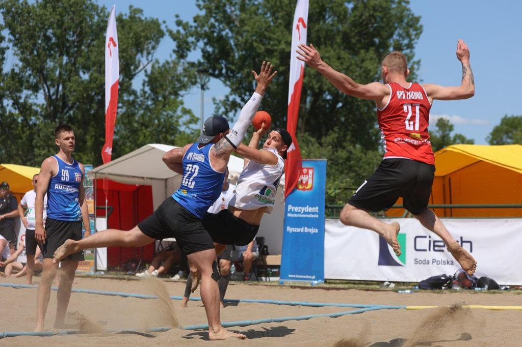 KPR Autoinowest Żukowo na MP w piłce ręcznej plażowej