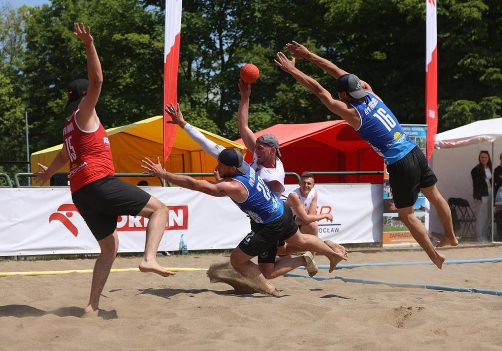 KPR Autoinowest Żukowo na MP w piłce ręcznej plażowej