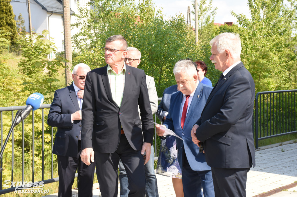 Konferencja prasowa PiS w Sierakowicach