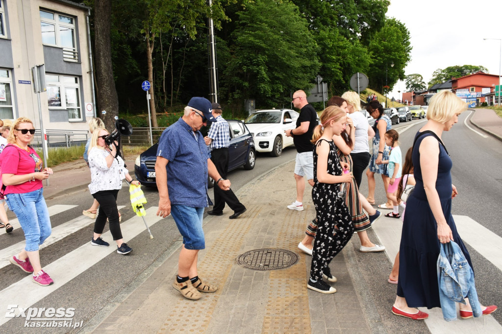 Protest mieszkańców Otomina w Żukowie