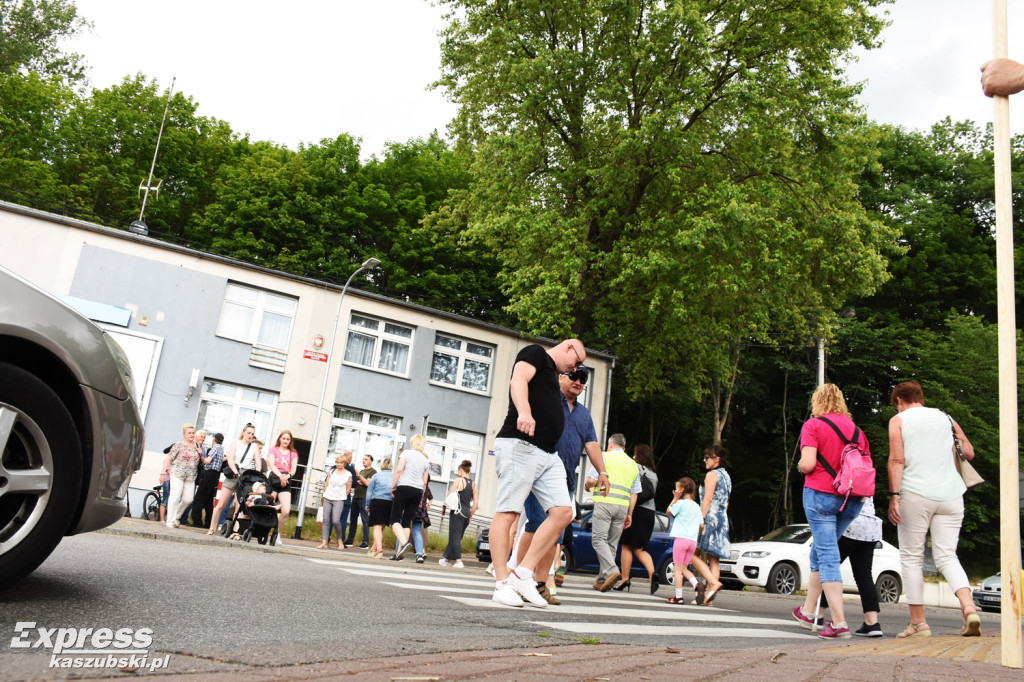 Protest mieszkańców Otomina w Żukowie