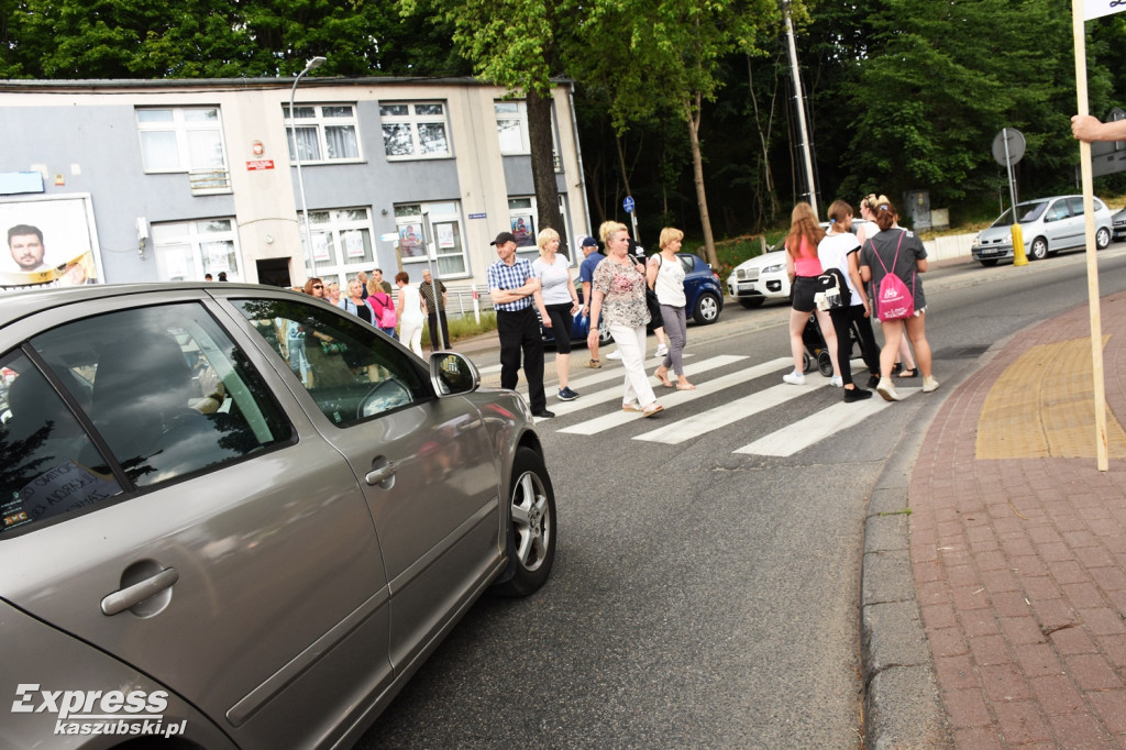 Protest mieszkańców Otomina w Żukowie