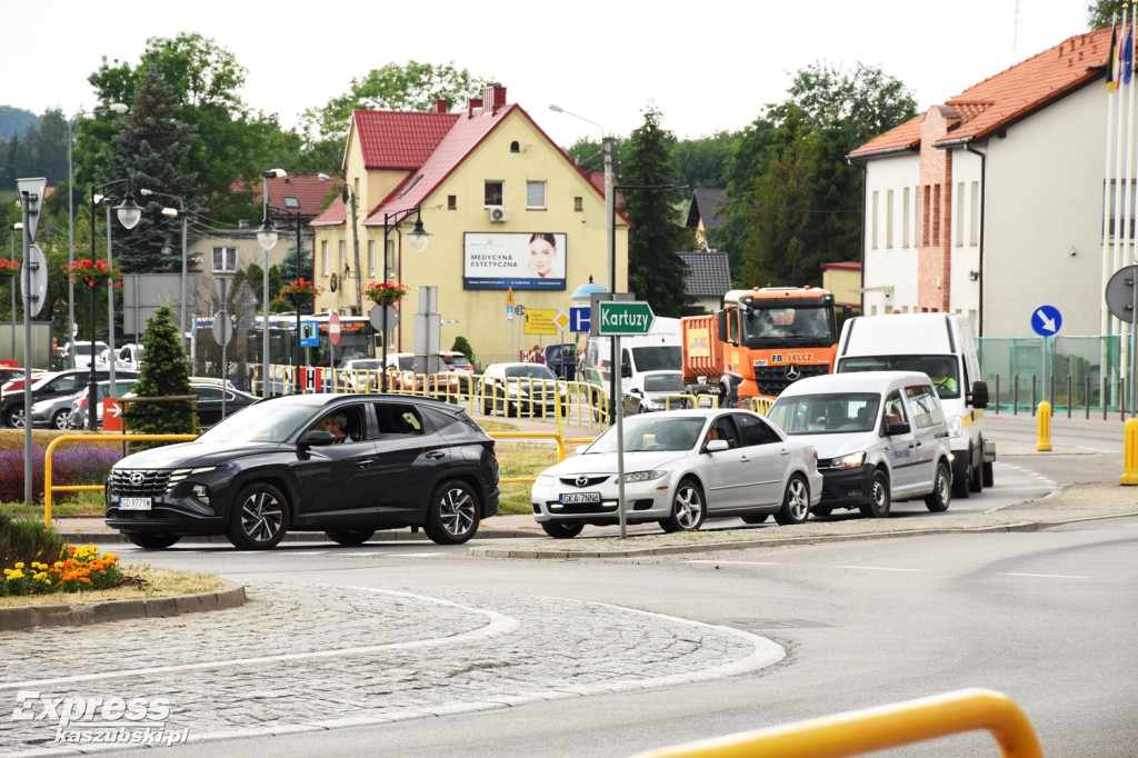 Protest mieszkańców Otomina w Żukowie