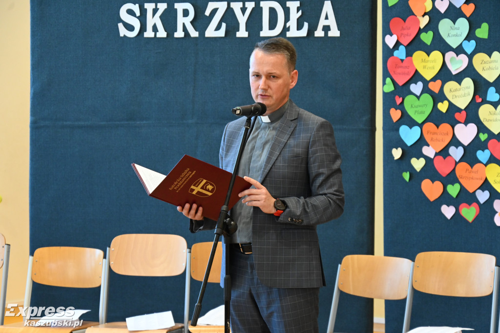 Podziękowania dla absolwentów Katolika