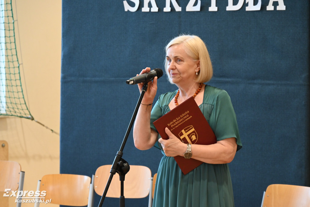 Podziękowania dla absolwentów Katolika
