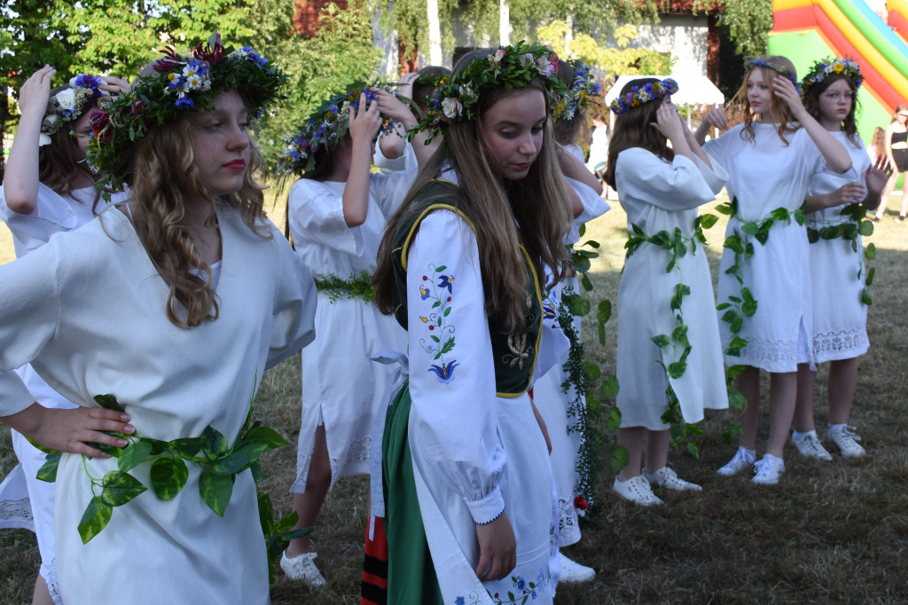 Tradycyjne Sobótki w Sierakowicach