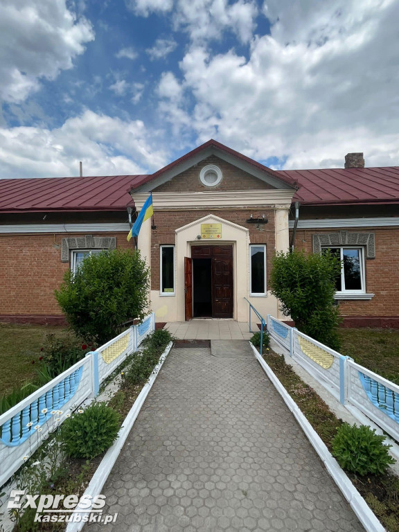 Współpraca między Chmielnem a Zdołbnicą