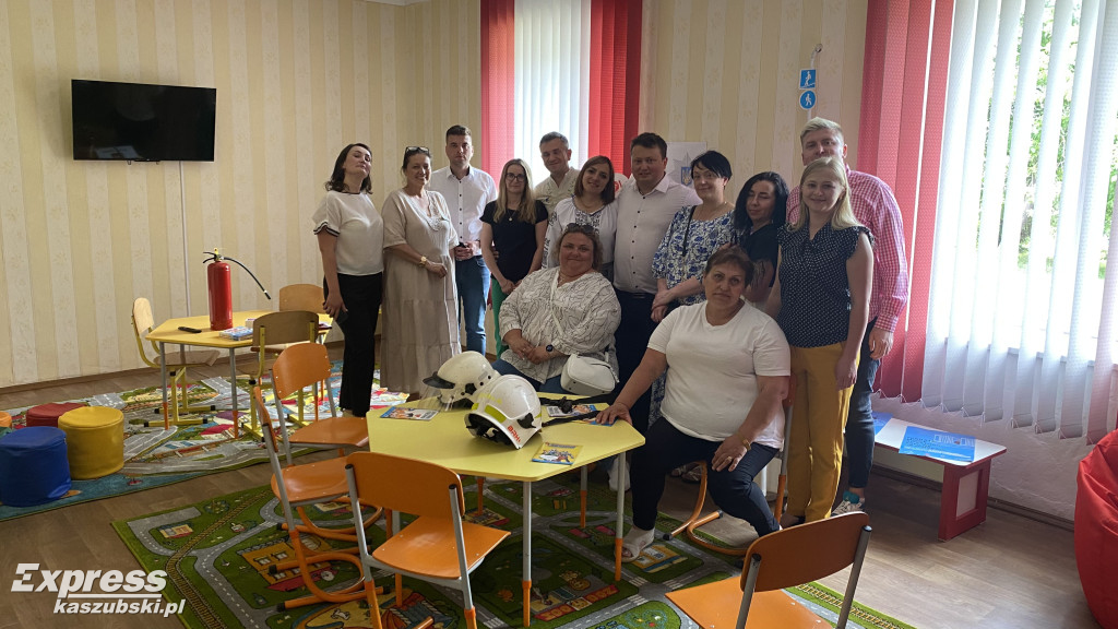 Współpraca między Chmielnem a Zdołbnicą