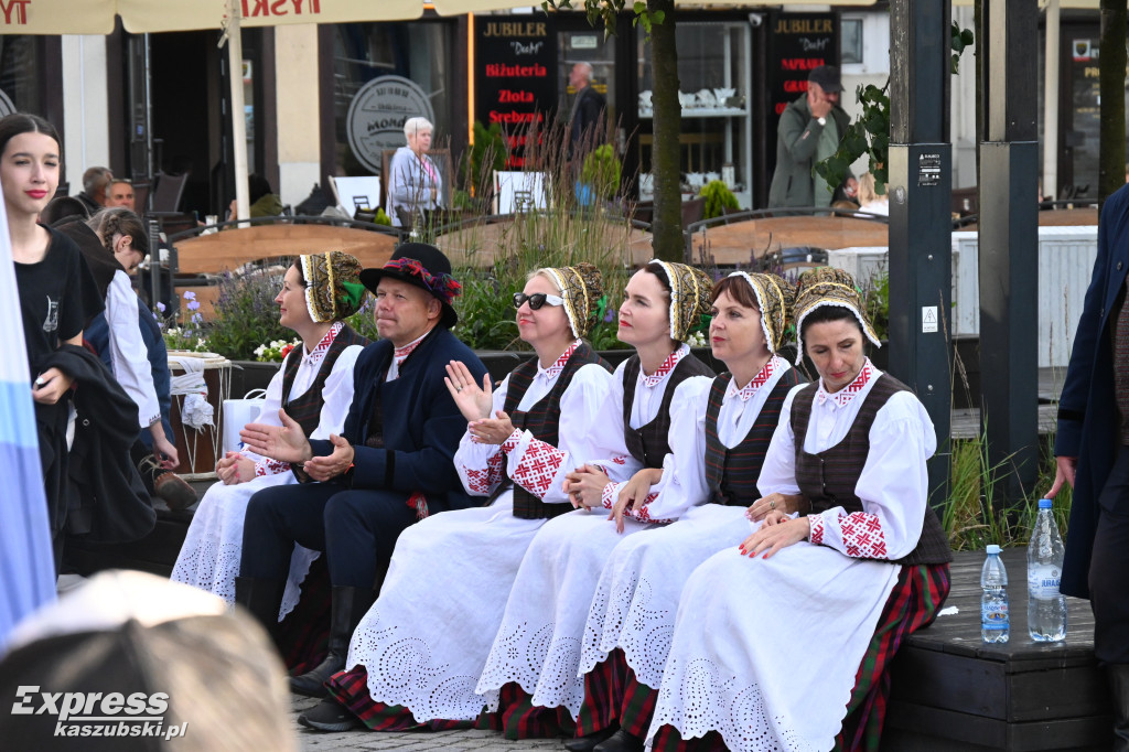 Muzyka Świata na Rynku w Kartuzach