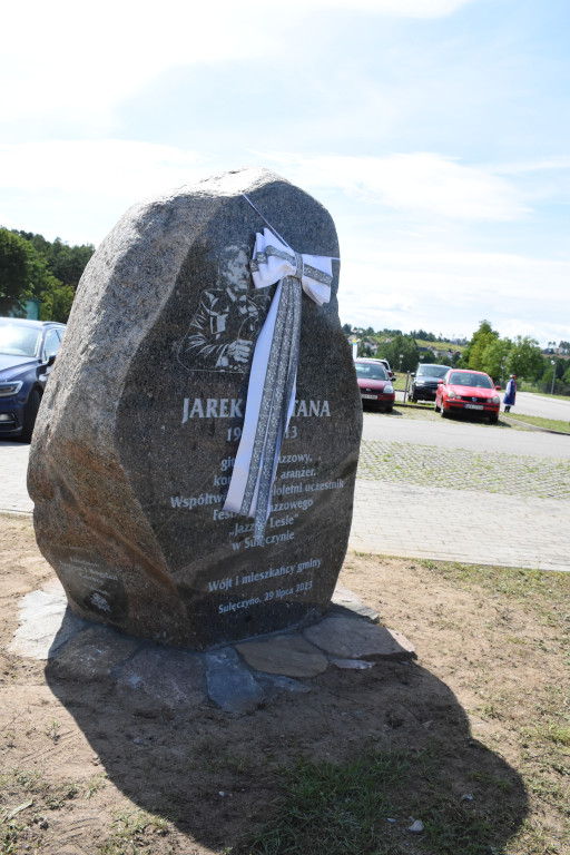 Obelisk upamiętniający Jarosława Śmietanę