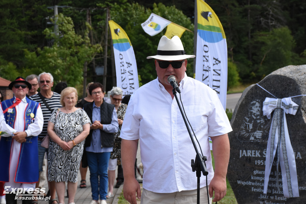 Obelisk upamiętniający Jarosława Śmietanę