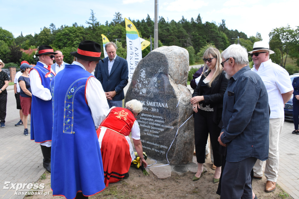 Obelisk upamiętniający Jarosława Śmietanę