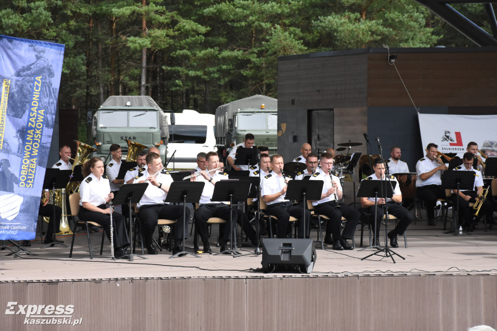 Piknik Wojskowy w Stężycy