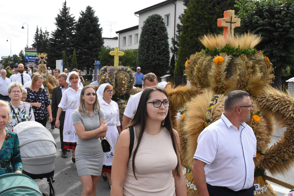 Korowód dożynkowy w Przodkowie