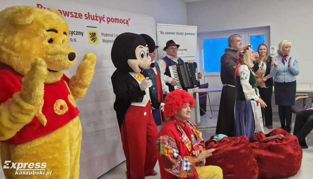 Wolontariusze odwiedzili szpital w Dzierżążnie