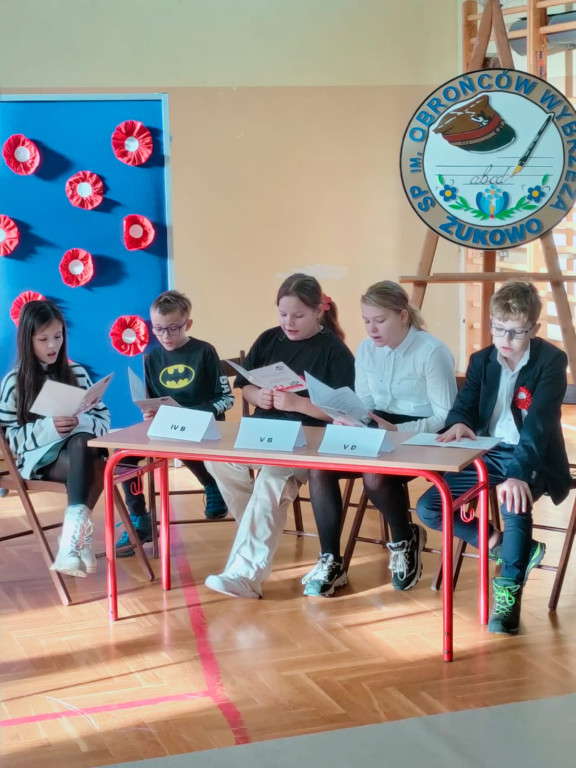 Żukowo. Konkurs Piosenki Patriotycznej w SP nr 1