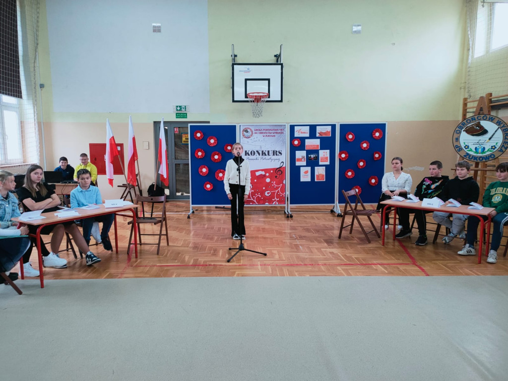 Żukowo. Konkurs Piosenki Patriotycznej w SP nr 1