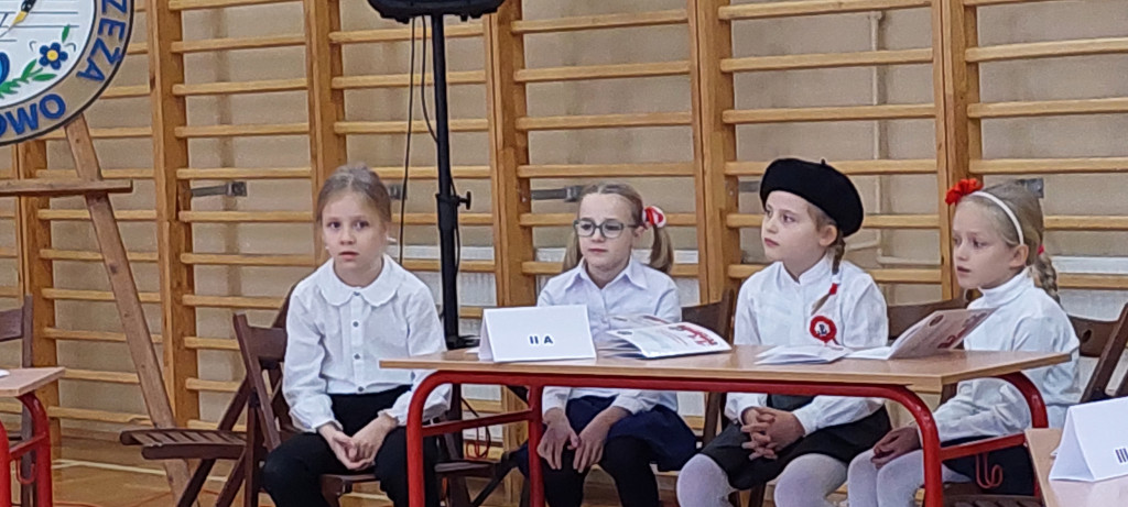 Żukowo. Konkurs Piosenki Patriotycznej w SP nr 1
