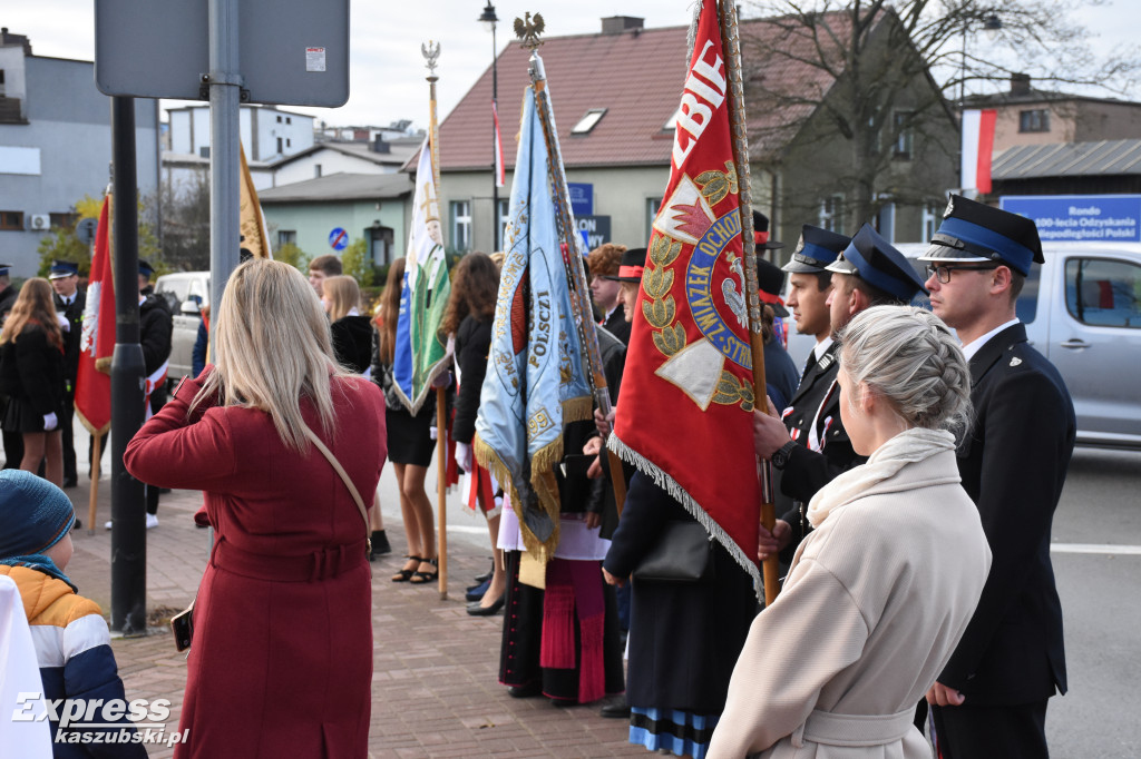 Święto Niepodległości w Sierakowicach - uroczysty apel