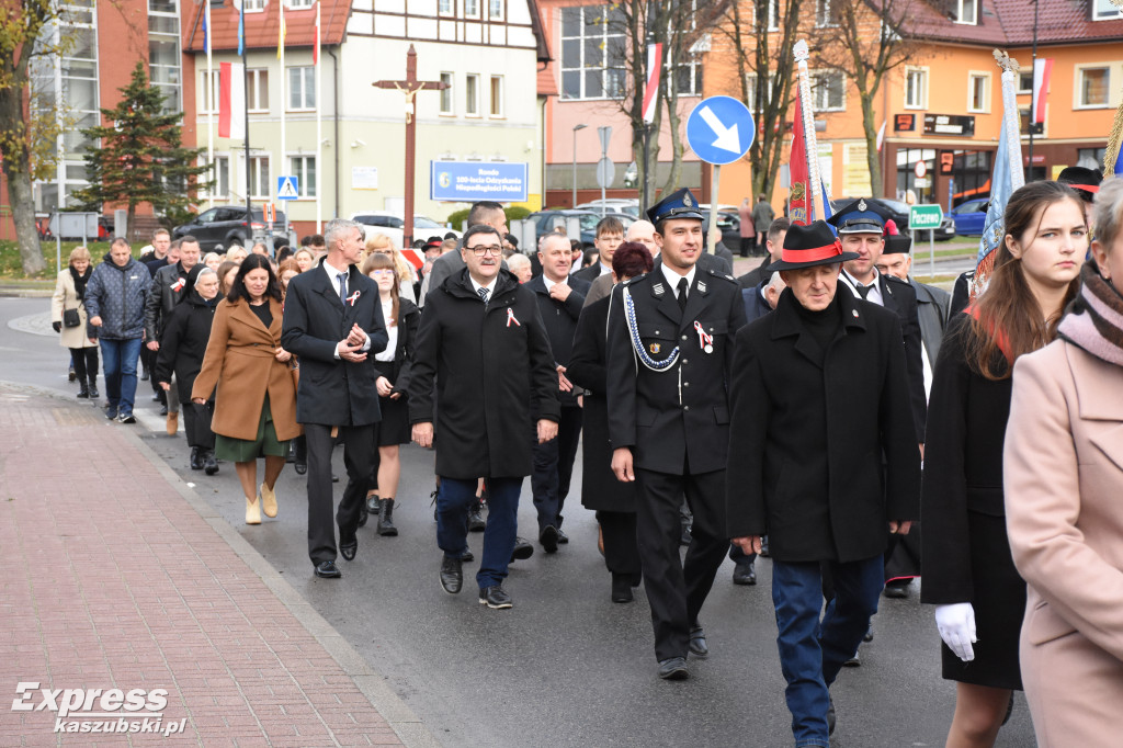 Święto Niepodległości w Sierakowicach - uroczysty apel