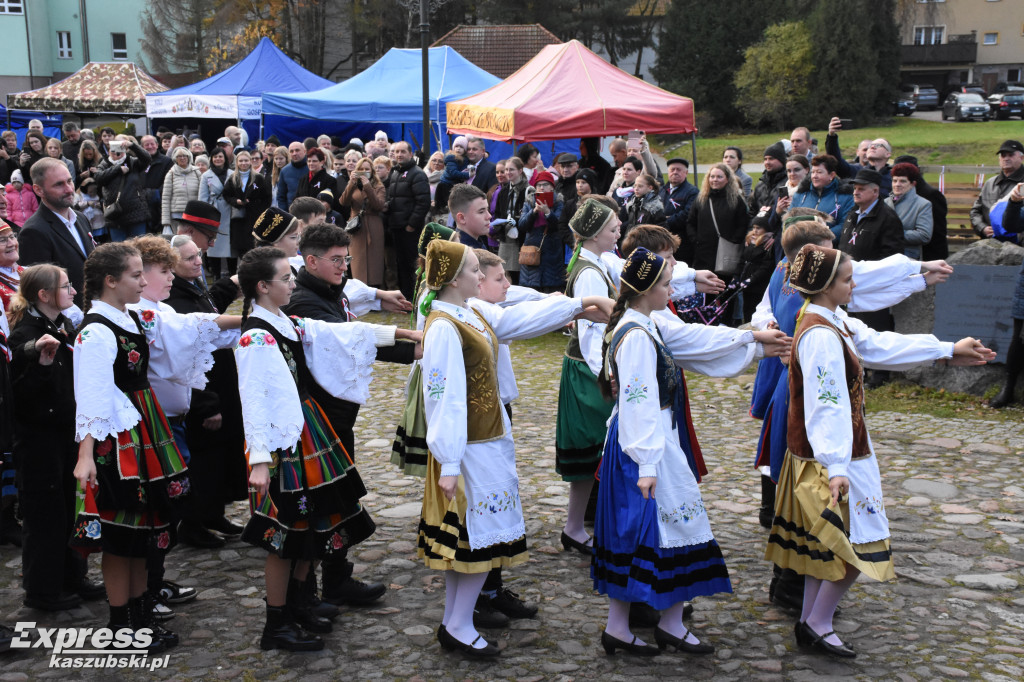 Jarmark Świętomarciński w Sierakowicach