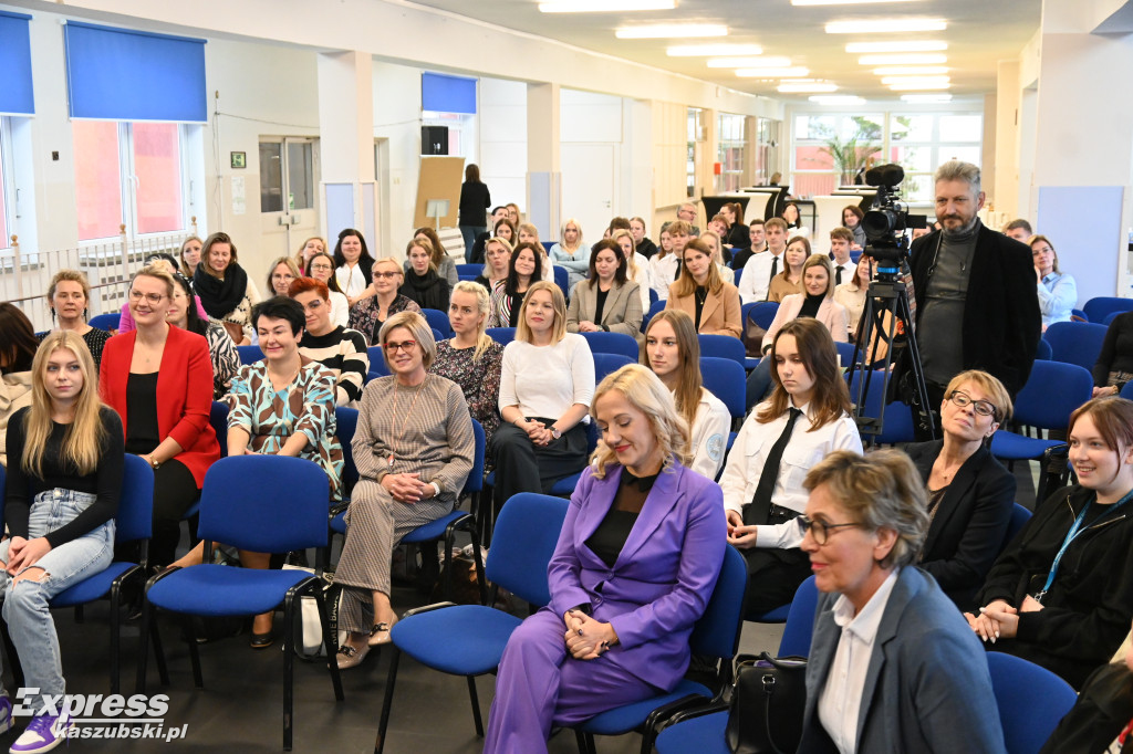 Szkoła (w) dialogu - konferencja w Kartuzach