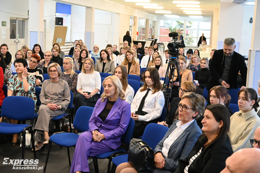 Szkoła (w) dialogu - konferencja w Kartuzach