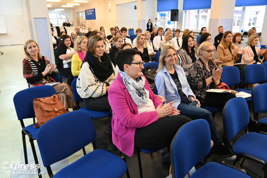 Szkoła (w) dialogu - konferencja w Kartuzach