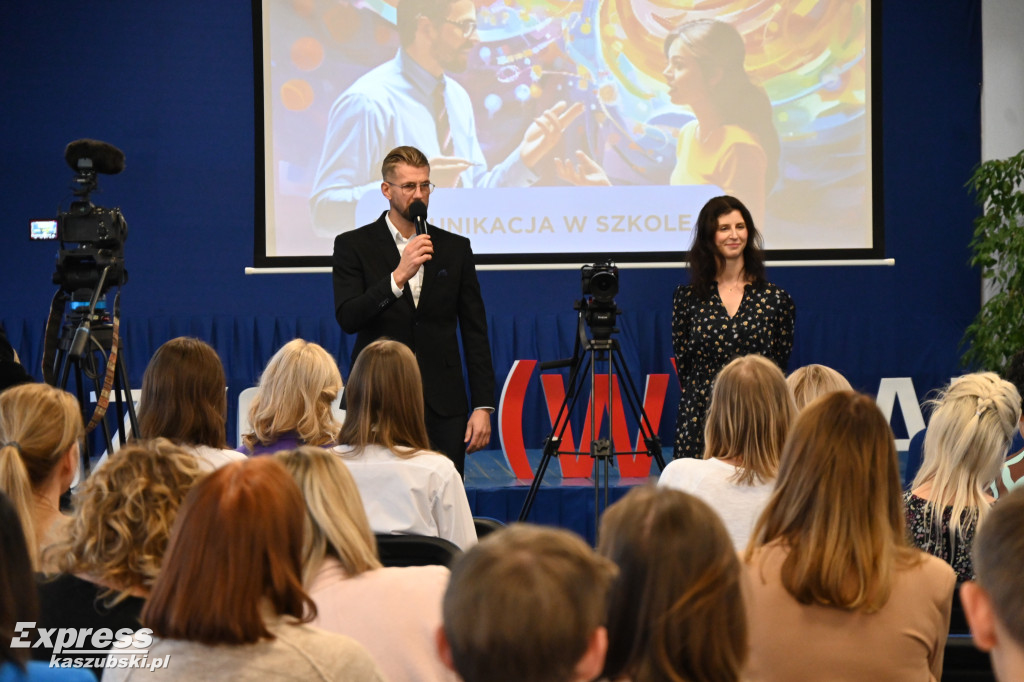 Szkoła (w) dialogu - konferencja w Kartuzach