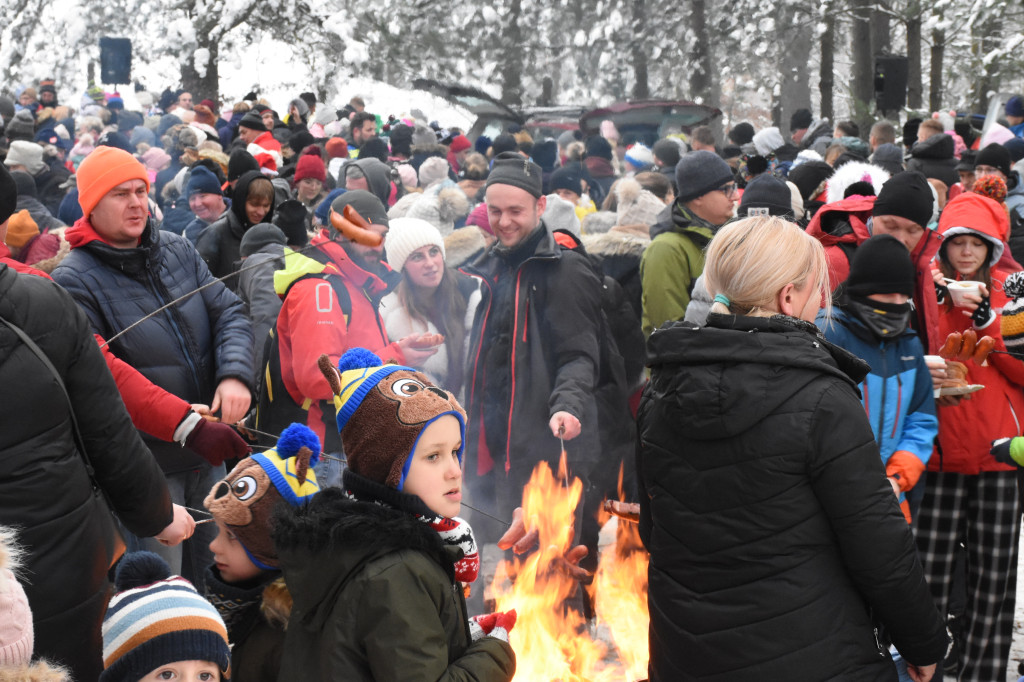 Charytatywny kulig dla Maciusia w Szymbarku