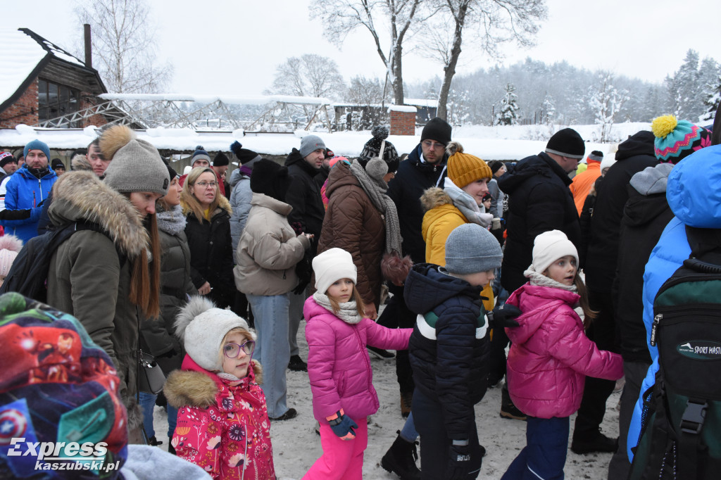Charytatywny kulig dla Maciusia w Szymbarku