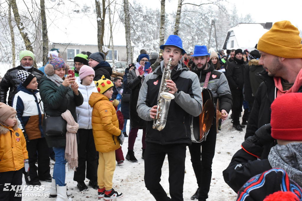 Charytatywny kulig dla Maciusia w Szymbarku
