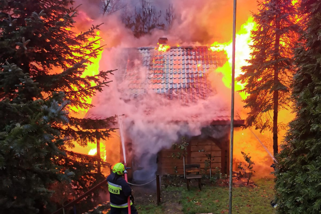 Pożar domku letniskowego w Ręboszewie