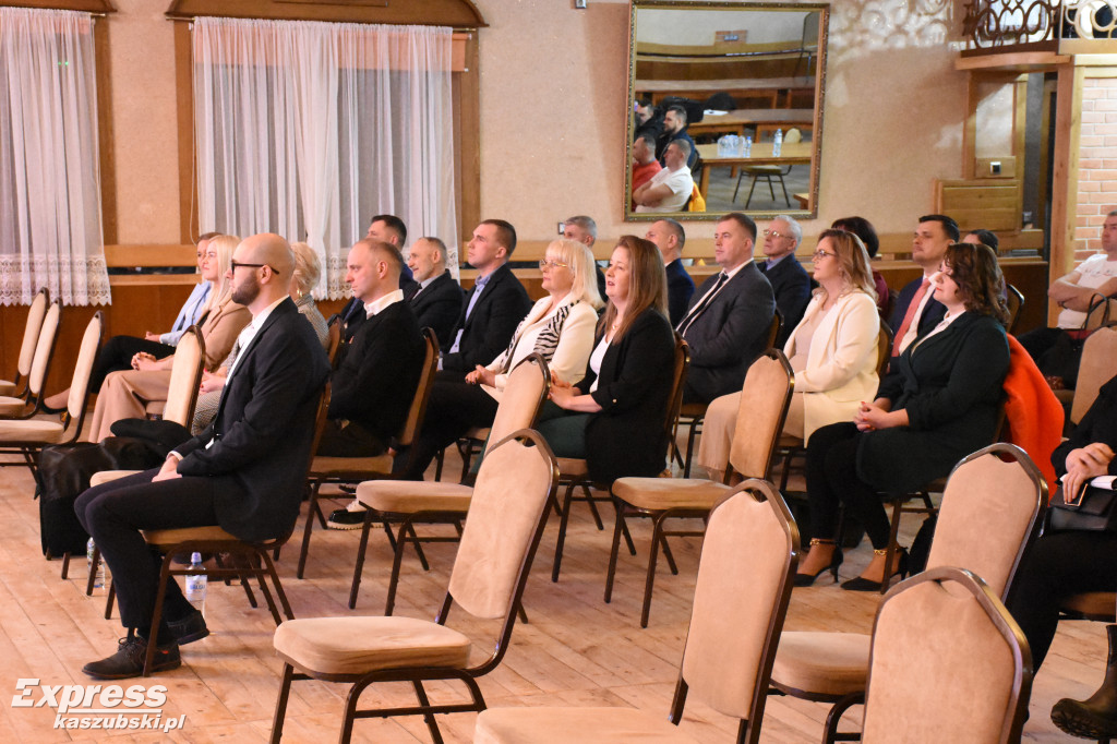 Dobra Zmiana prezentuje kandydatów na radnych