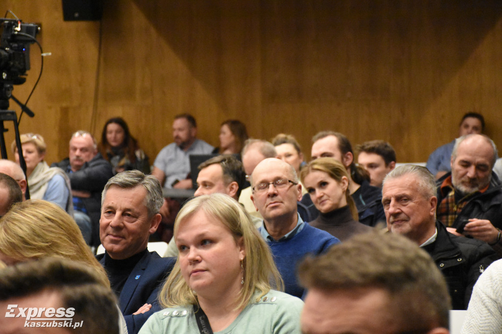 Debata kandydatów na burmistrza w Żukowie