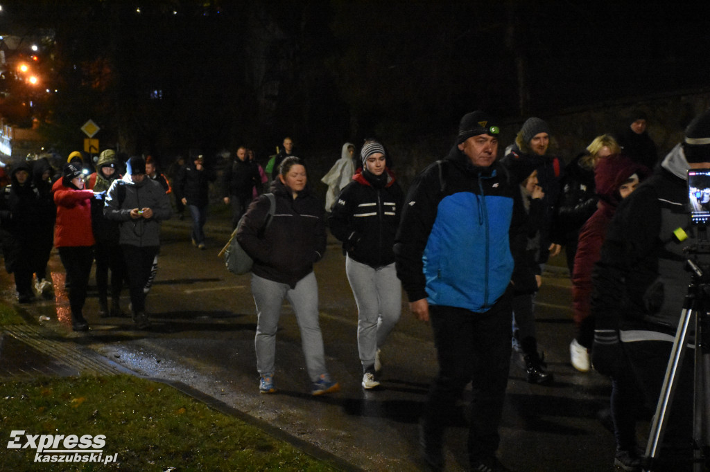 Ekstremalna Droga Krzyżowa w Sierakowicach