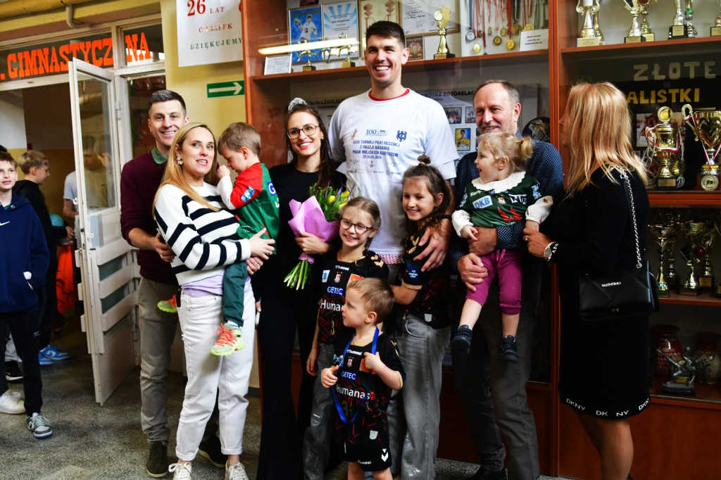 Mistrzostwa w piłce ręcznej i odwiedziny P. Chrapkowskiego