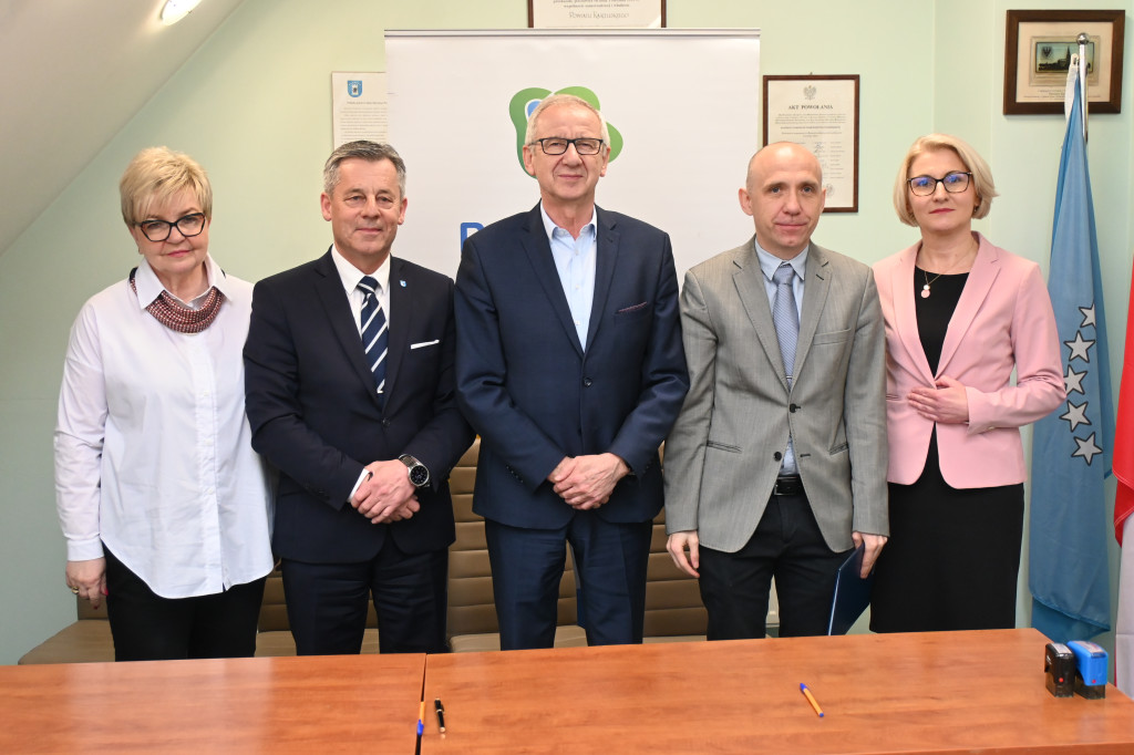 Umowa na dokumentację drogi Borowo-Babi Dół