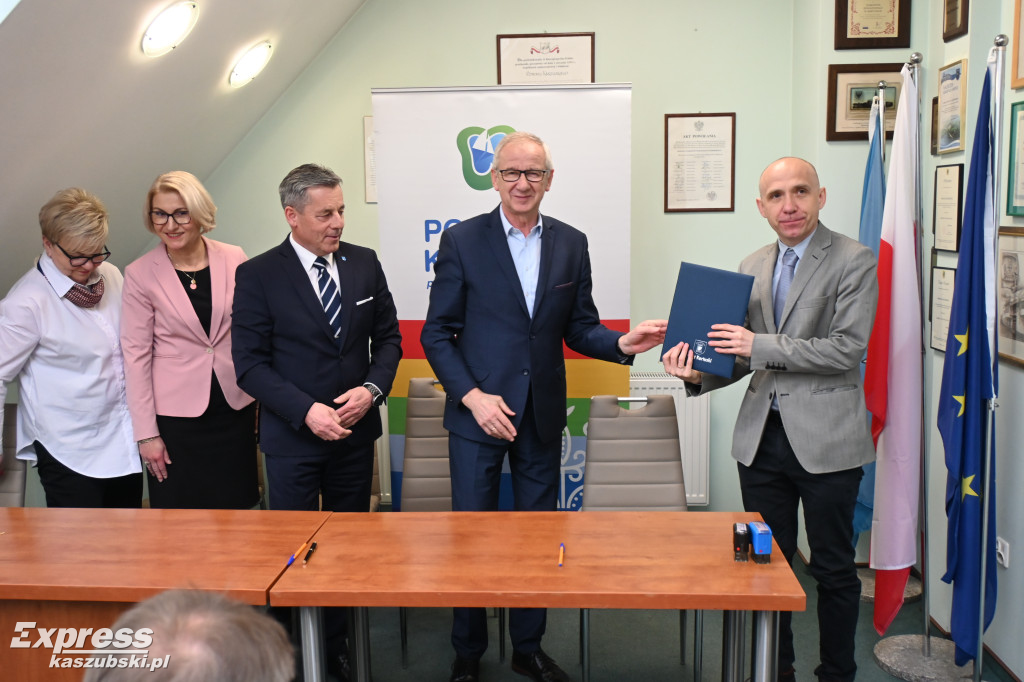 Umowa na dokumentację drogi Borowo-Babi Dół