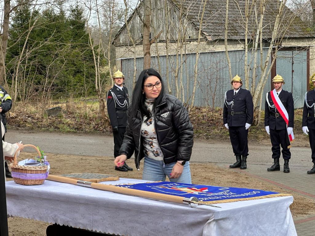 Kamela. Sztandar dla OSP