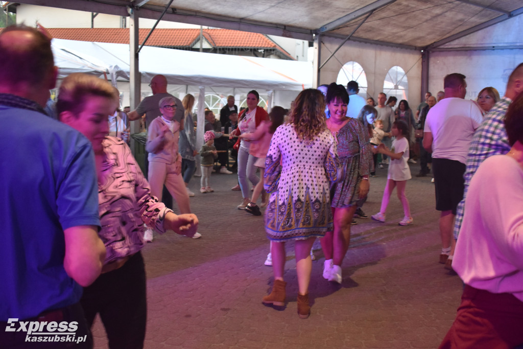 Majówka w rytmie disco w Ostrzycach